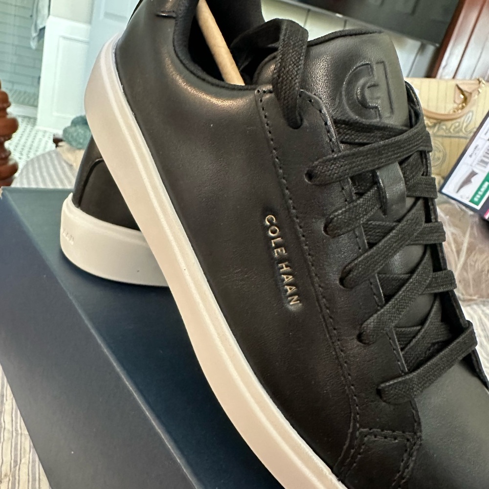 Cole Haan Women's  Black Leather Sneakers new in the box size 7B
